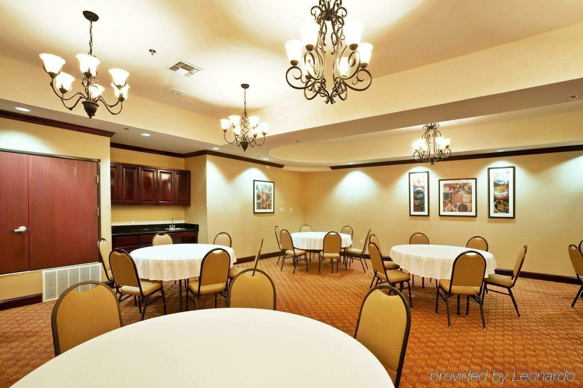 Holiday Inn Express Hotel & Suites Terrell By Ihg Servizi foto